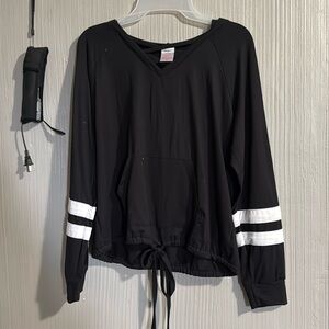 Long-sleeved shirt with hoodie black